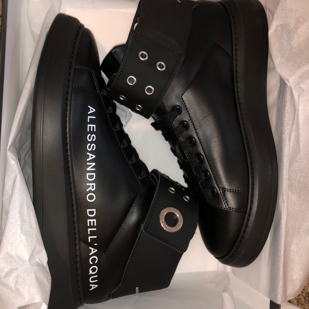 Alessandro Dell’Acqua Black high top sneakers